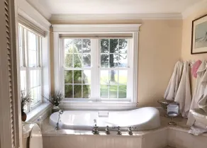 Waterfront Home, Large Property with Pool, Discount for Monthly/Seasonal Rentals - Image 3