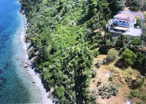 “Villa Nina” is located above a beautiful beach with breathtaking sunset views. - Image 5