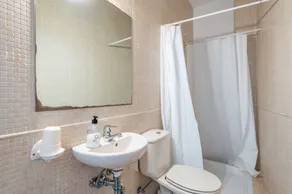 Holiday Home \"Can Marineta\" in Portixol Harbour, Palma with Rooftop Terrace - Image 4