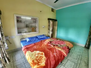 Luxurious 3 bedroom house with kitchen and living area - Image 5