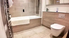 The Sunrise Den-Lovely 2 bedroom apartmentParking - Image 2