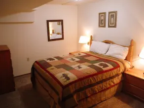Prime 1-Schlafzimmer plus eine Höhle, 1 Bad Ski-in / out Tageslicht Keller Eigentum - Image 3
