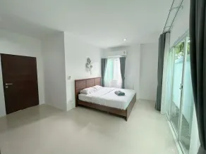 DreamNest Patong Hotel Patong Beach - Image 2