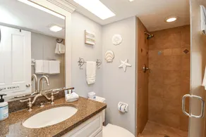 Windjammer 206, 3 Bedrooms, Sleeps 8, Ocean Front, 2nd Floor, Elevator - Image 5