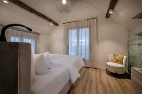 Luxurious chalet (70 sqm) for up to 2 people with sauna - Image 5