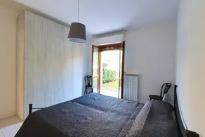 S044 - Sirolo, delightful three-room apartment with garden - Image 5