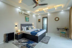 ELIVAAS Aarul Farm 4BHK Villa with Pool - Image 4