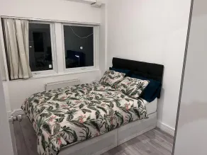 Fantastic 1-Bedroom Flat - Image 3