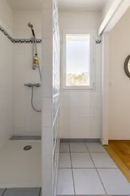 Family villa with pool, walking distance to the beach - Image 4