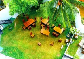 Kalapuwa resort - Double room with Balcony and en-suite bathroom - Image 5