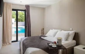 Luxurious home in Pakostane - Image 5