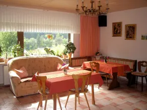 Double room with balcony (shared shower / WC) - Gästehaus Grau - Image 4