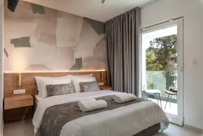 Luxury Villa Magnolia with Pool - Image 2