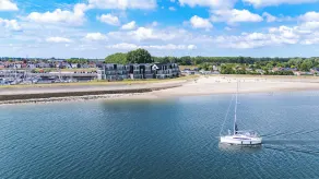 Unique apartment, located on the Oosterschelde and marina of Sint Annaland - Image 3