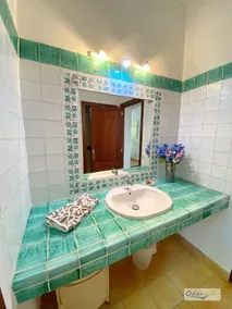 Wunderbare 4-Bett-Villa mit privatem Pool im Zentrum von Cala D'Or, 5 Minuten zu Fuß zum Strand - Image 4