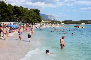 Family-friendly apartments with swimming pool Gornji Tucepi, Makarska - 17686 - Image 5