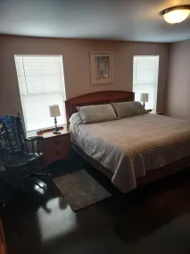 Comfortable 3 bedroom cape cod style home - Image 5