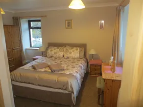 Park Cottage - A very private and scenic holiday home. - Image 5