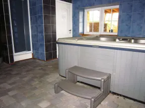 Lovely House With Much Luxury and Comfort - Image 2