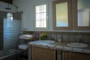 Casa Almadraba. Cortijo-style, courtyard, beach (200m) - Image 3