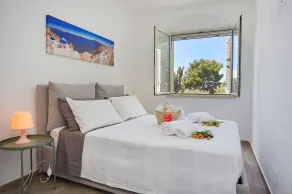Casa de romã com jacuzzi e jardim - Image 3