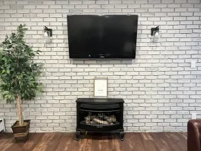 Huge Cabin at Ski Mtn- Hot Tub, Fireplace, Game Room - Image 2