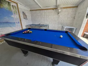 Cozy Corner w/ Private Pool, Pool Table, A/C, Wi-Fi, Laundry & Parking - Image 3