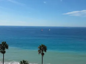 Great 2 room apartment, with magnificient sea view , in front of the beach - Image 5