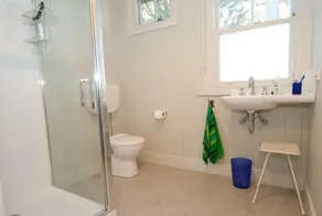 Tyrone - Charming Flinders Cottage - Image 3