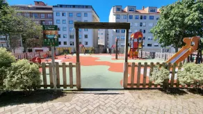 Apartment-Sleeps6-Parking-Terrace - Image 2