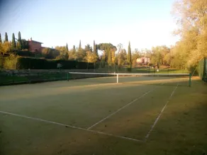 Villa avec grand jardin dans les collines du Chianti - Image 2