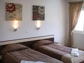 Immaculate 6-Bed Villa in Balchic Bulgaria - Image 3