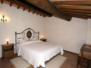 Holiday Home in Montone with Pool  Garden - Image 4