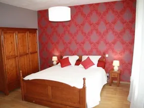Cottage with enclosed garden, terrace and Wi-Fi, near Verdun - Image 4