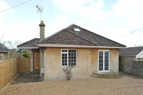 Newly Refurbished 4 Bedroom Detached House - Image 5