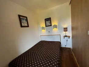100m des commerces, 6ème étage, vue montagne, balcon, télévision, 25m², Les Menuires - Image 3