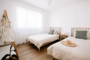 Modern Beach House in Heart of Pottsville - Image 5