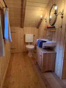 Fantastisk ferie i en hytte på søen! - Image 3
