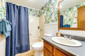 Great for Families! Woodsy Hideaway in Decatur - Image 3