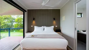Coastal View Cabins Deluxe Spa, Wilsons Promontory - Image 4