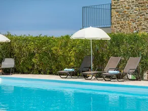 Nice apartment in villa for 6 guests with pool, WIFI, A/C, TV and terrace - Image 5