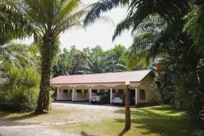 057 resort - Image 3