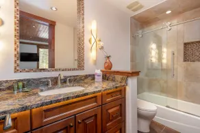 Breathtaking Views in Secluded Luxury Cabin in Breckenridge - Image 3