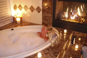 Le luxueux StaySpa Resort sur le lac de Castle Rock - Hot Tubs, Steam Suite & Wifi - Image 3