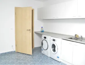 200m² Wohnung in Walldorf - SAP - Image 4