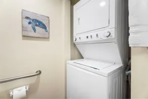 🏖️EAcross from Magic Sands Beach | Ocean View 2BR Condo on Aliʻi Drive - Image 2