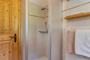 Apartamento 'Kranebitterhof Enzian' com vista para a montanha, jardim partilhado e Wi-Fi - Image 4