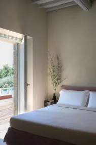 Experience Cortona at modern and cozy Qi Villa & Spa - Image 5