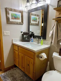 Acorn Lodge; your White Mountain oasis; perfectly located for all activities. - Image 4