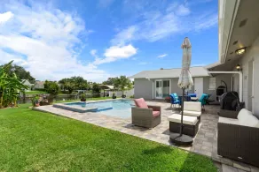 Waterfront Retreat in the Heart of Tampa. Close to TPA, RayJay and Steinbrenner - Image 5